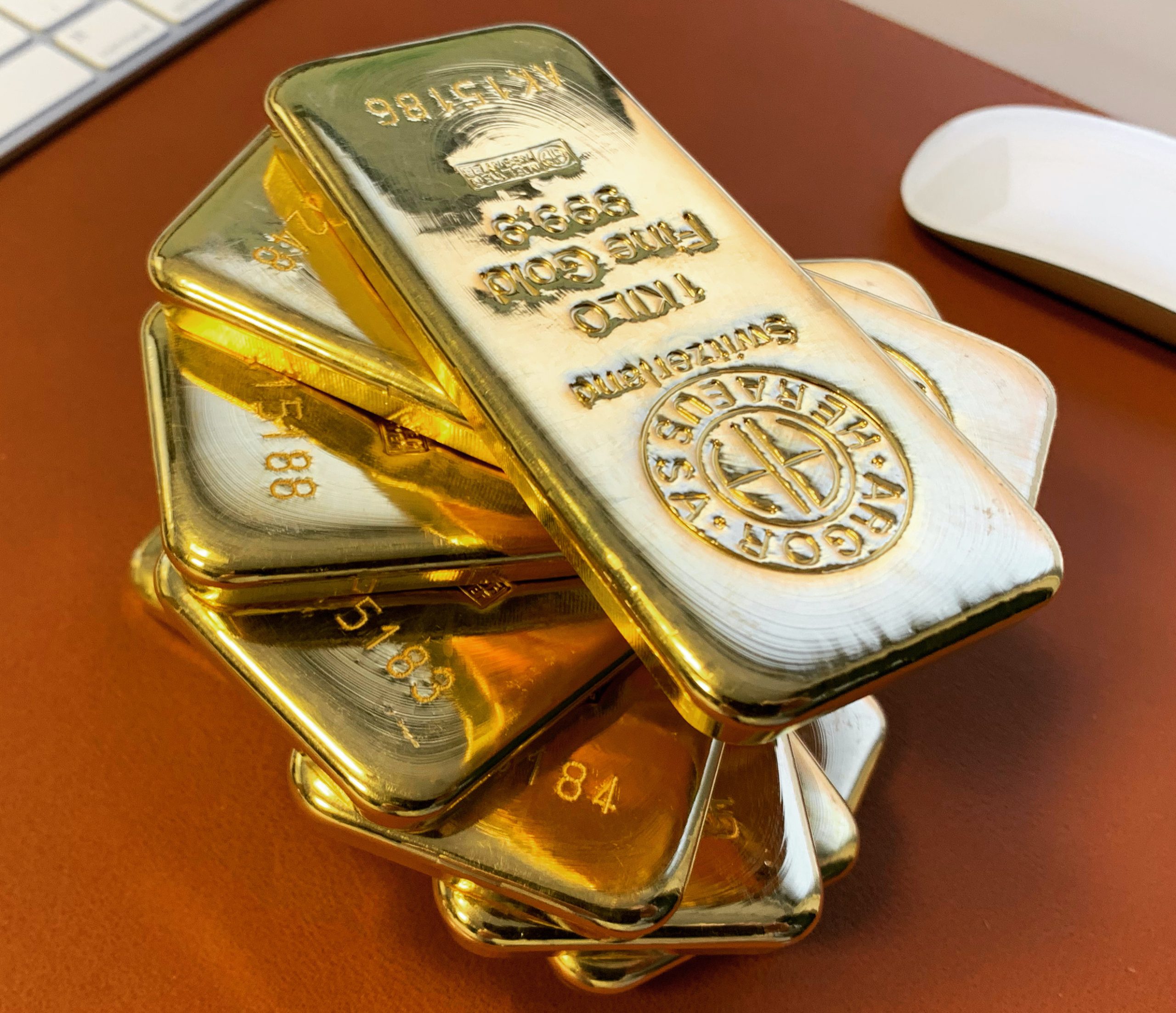 1KiloGoldBars_CBT-scaled-1